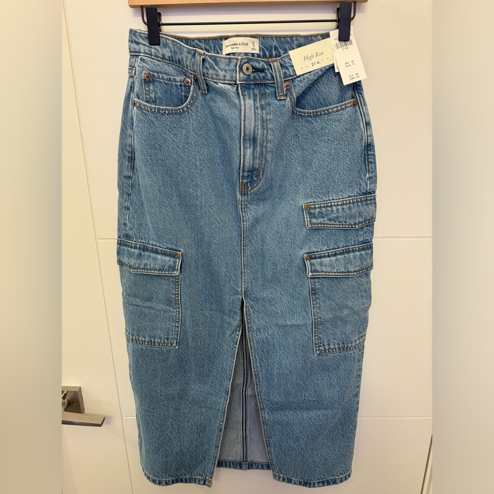 A&F Denim Cargo Midi Skirt 27 Tall